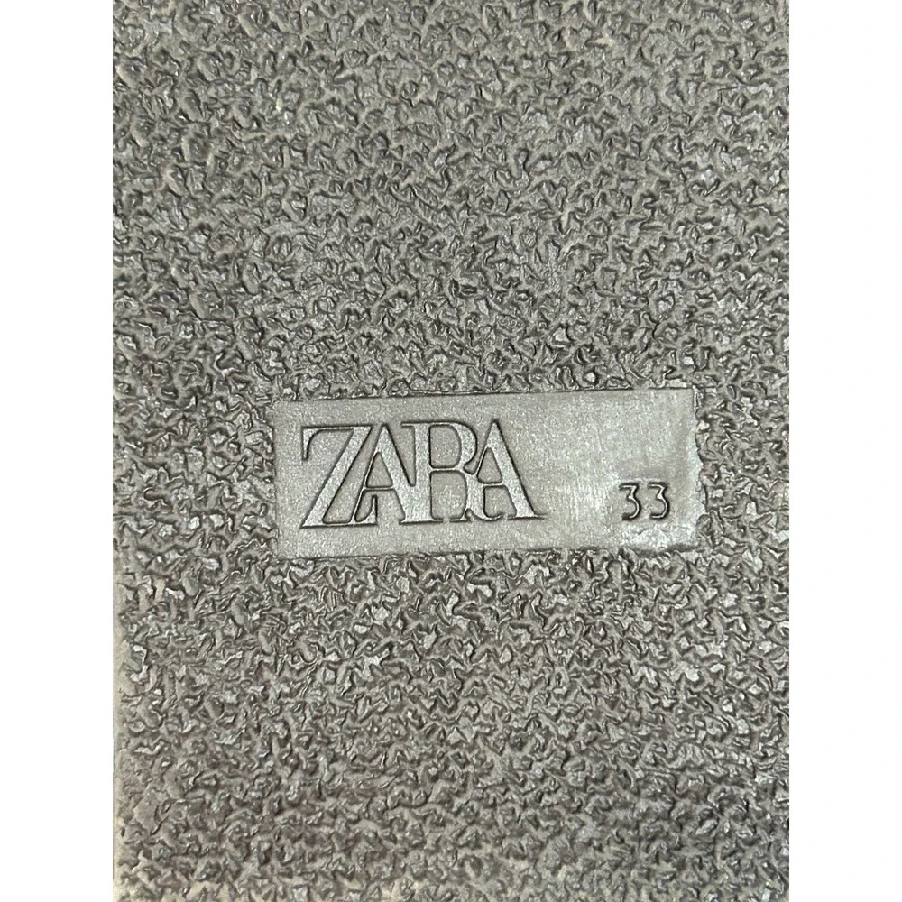 Zara product pair